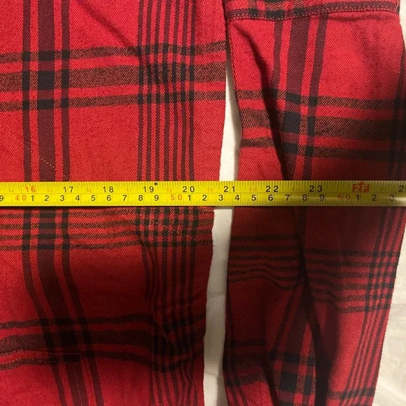 NWT Carhartt Red and Black Plaid Shirt - Picture 5 of 9